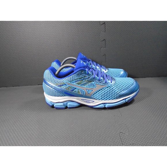 mizuno wave enigma 1